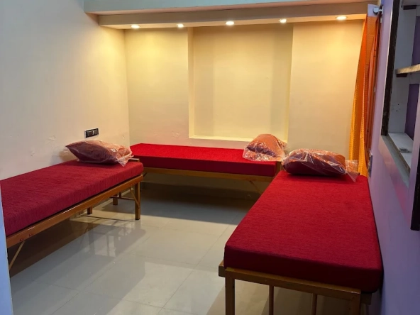 Sn Ladies Pg Beds